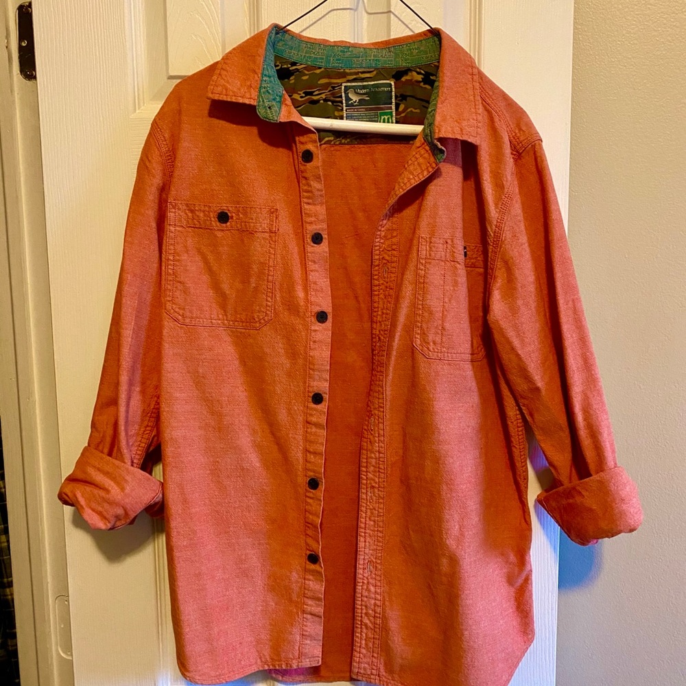 Modern Amusement Casual long sleeve button-down